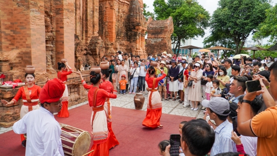 Khanh Hoa to welcome New Year with festive celebrations